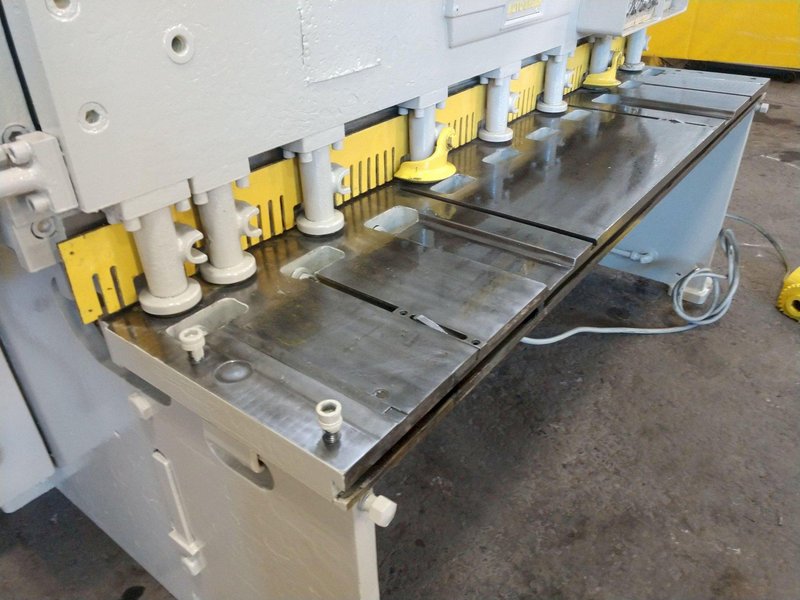 6&#039; X 10 GA CINCINNATI MODEL 1006-R POWER SQUARING SHEAR: STOCK #10613