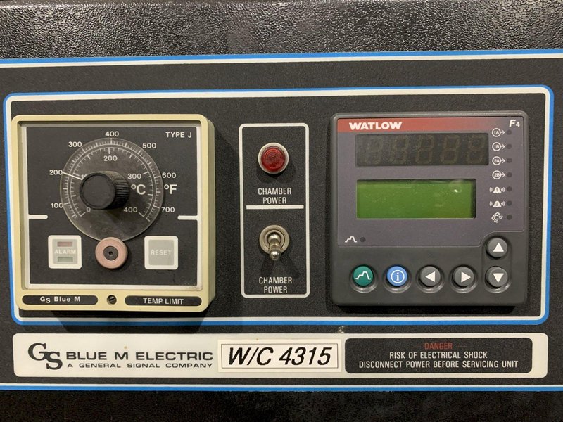 Blue M 326 Batch Oven