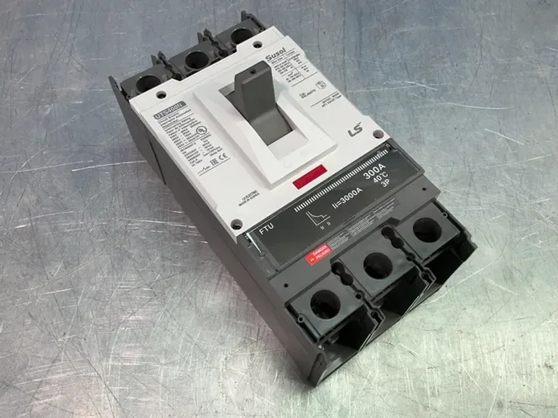 LS ELECTRIC 300 AMP UTS400N MOLDED CASE CIRCUIT BREAKER  -  02110026UL
