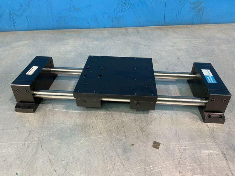 THOMPSON INDUSTRIES 9” X 9” LINEAR MOTION PLATE   -  2AA16AXBL