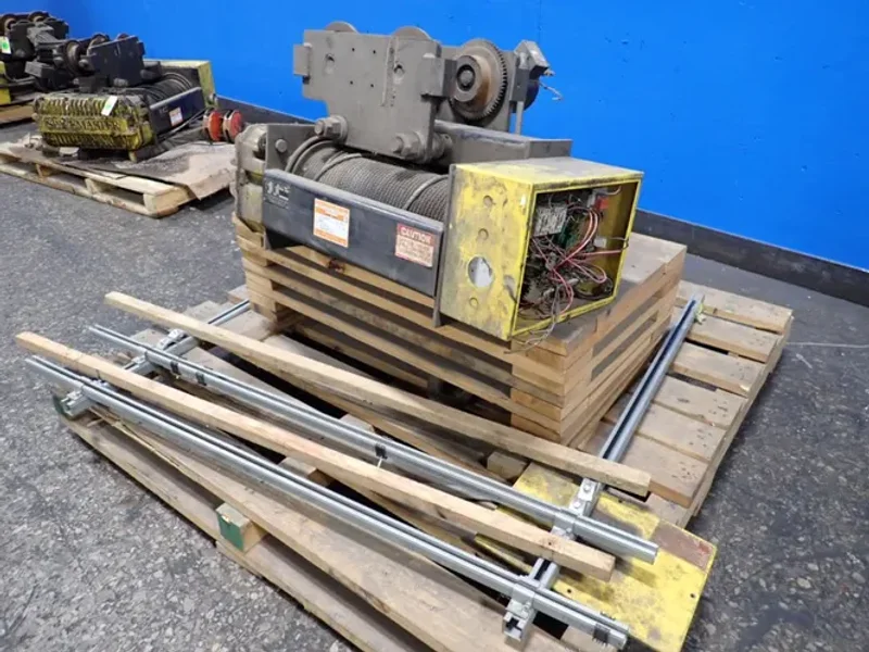 R &amp; M MATERIALS HANDLING INC. 5 TON HOIST  -  SC 518