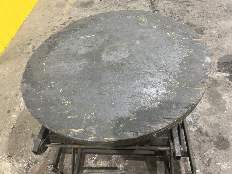43" X 43" X 34" MECHANICAL SPRING LIFT TABLE: STOCK #20135