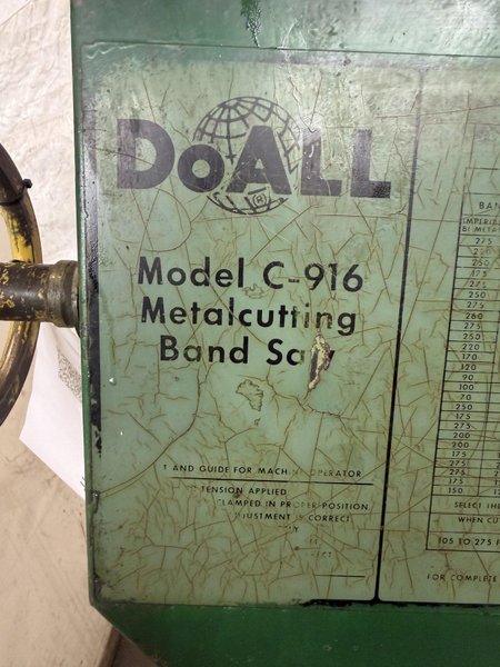 9" X 16" DOALL C-916 HORIZONTAL BANDSAW W/ 10' X 18" CONVEYOR. STOCK # 0112526.