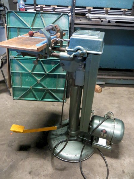 Newton Horizontal Borer Model B7