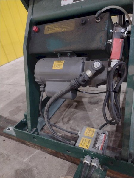 3800 LBS X 60" X 42" SOUTHWORTH MODEL #LS4-36 HYDRAULIC SCISSOR LIFT TABLE WITH ROLLER TOP, 110 VOLT: STOCK #20884