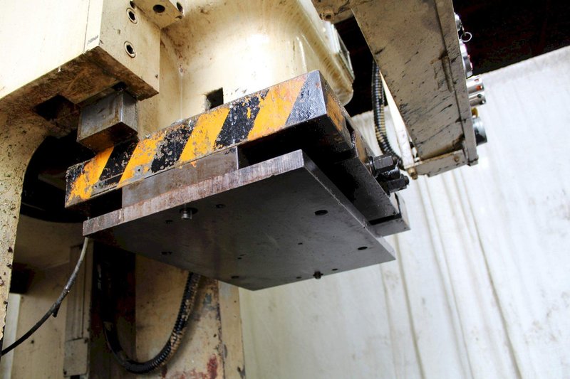 88 TON SEYI MODEL #MK88 OBG PUNCH PRESS: STOCK #67680