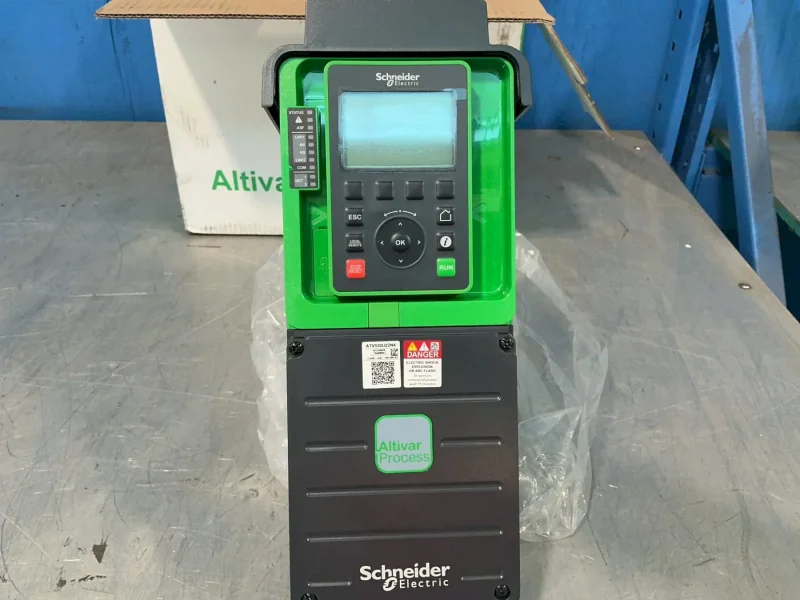 SCHNEIDER  ELECTRIC GRAPHIC DISPLAY TERMINAL ALTIVAR 930   -  ATV93OU22N4