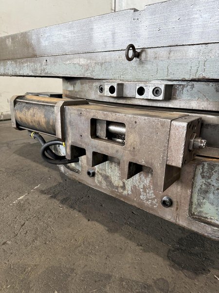 84&quot; X 60&quot; STONE CO ROTARY TABLE. STOCK # 1120524