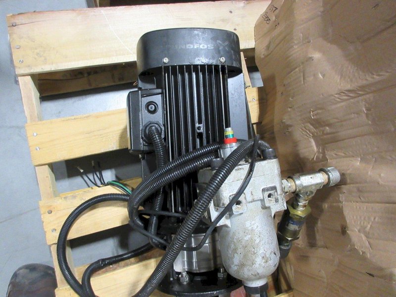 Grundfos CRK2-220/19 B-M-A-AUUV Multi-stage Immersion Coolant Pump- Auction Item