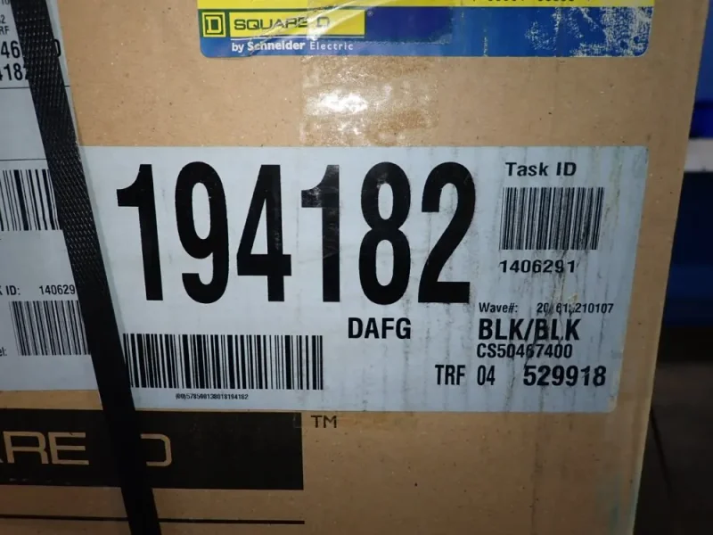 SQUARE D 25 KVA TRANSFORMER  -  EE-25S3H