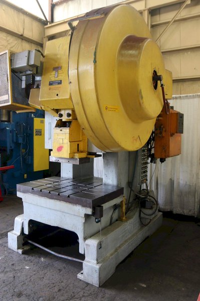 125 TON V &amp; O SUPER 125 BACKGEARED OBI PRESS: STOCK #70259