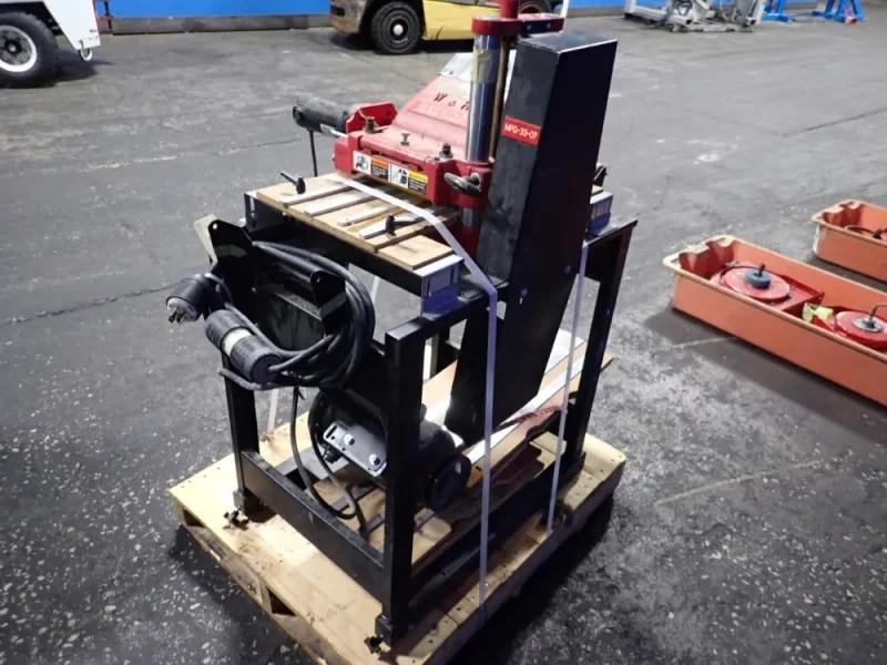 WILLIAMS &amp; HUSSEY MACHINE CO MOLDER