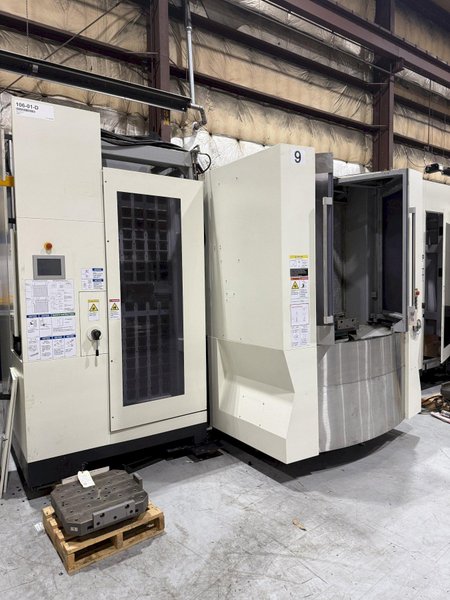 Makino MMC2 with (3) Makino a61nx - 30 Station Pallet Pool FMS For Sale