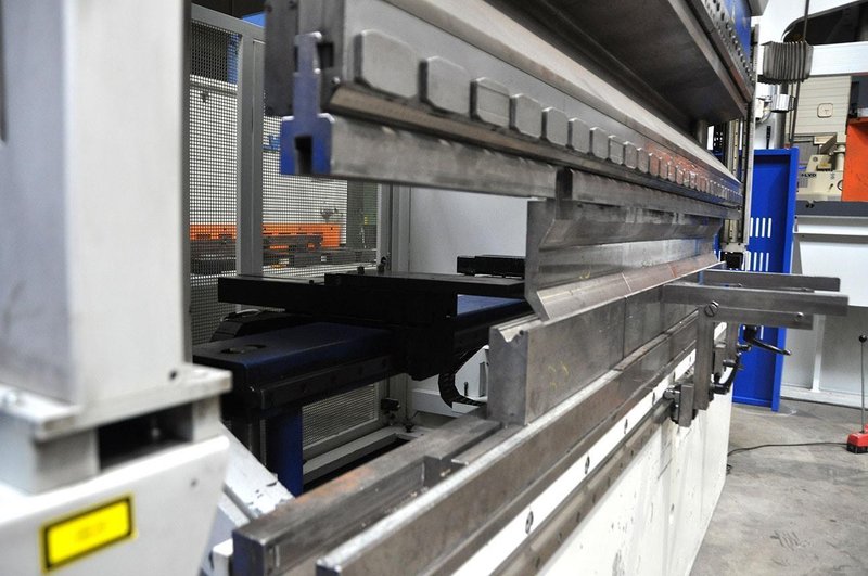 Trumpf trumabend - 230 ton x 3050 mm CNC