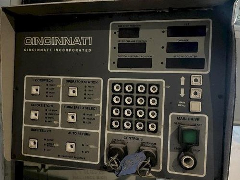 350 TON X 14' CINCINNATI #CBIIX12 HYDRAULIC PRESS BRAKE