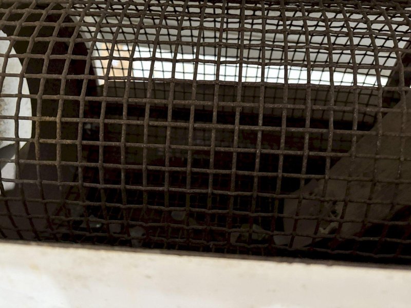 Glass Aggregate System H-100VT GLASS CRUSHER RECYCLER WITH CONVEYOR: YOBRO #24511