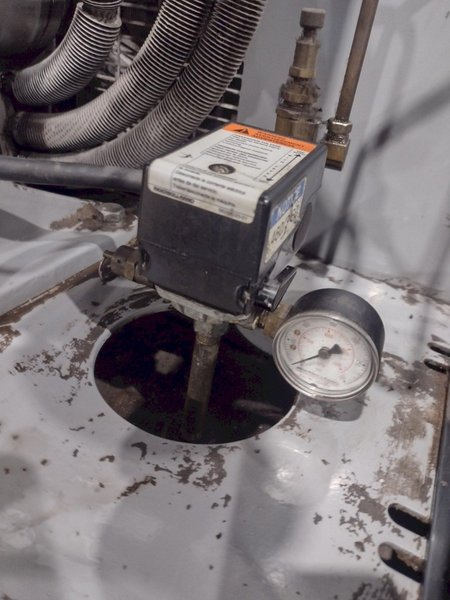 INGERSOLL RAND AIR COMPRESSOR: YOBRO #24822