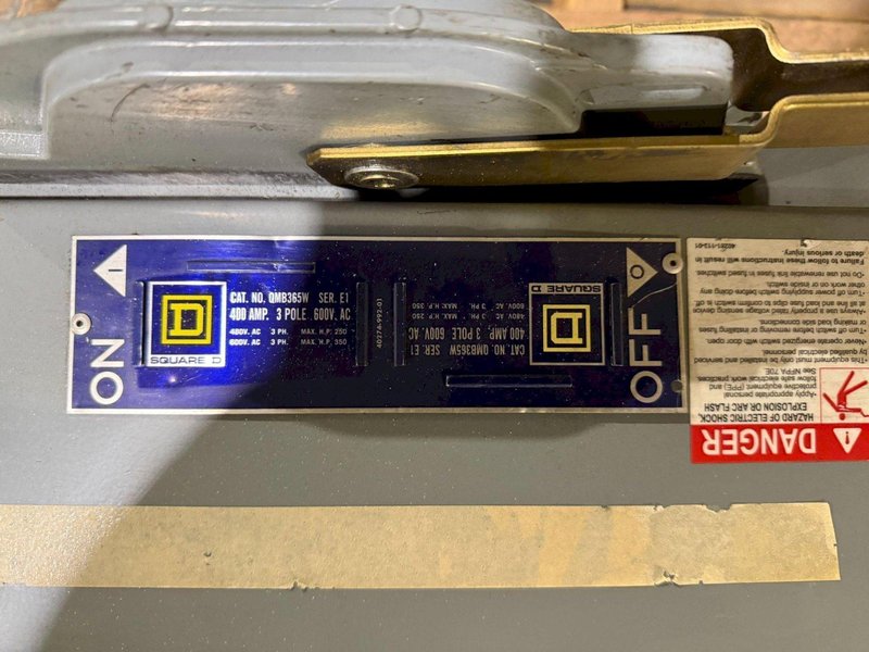 Square D QMB365W Series E1, 400A, 600VAC Fusible Switch USED