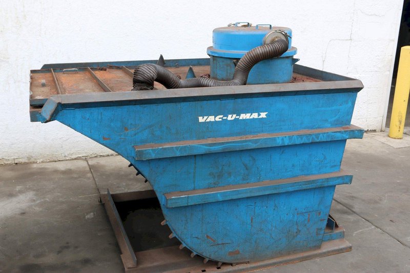 VAC-U-MAX MODEL 6.865 DUST COLLECTOR VACUMM W/ HOPPER: STK #70595