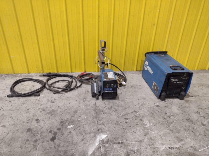 MILLER XMT450 CC CV WELDER W/ FEEDER: STOCK #23484