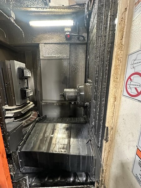 Mazak HCN-4000 400mm HMC, 2012 – 80 Tools, Full 4th Axis, CAT40, Probing, Chip Conveyor