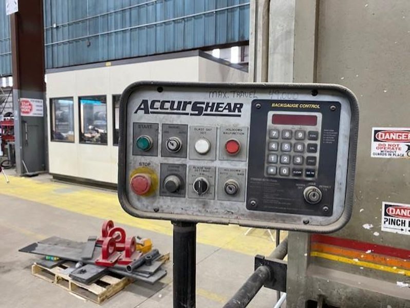 12' X 3/4" ACCURSHEAR 875012 HYDRAULIC PLATE SHEAR. STOCK # 0787924