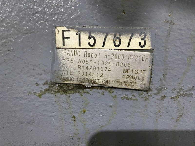 FANUC – R-2000iB/210F w/ R-30iA Controls USED