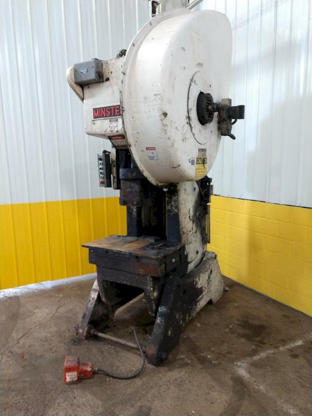 60 TON MINSTER MODEL #6 OBI FLYWHEEL PRESS, 5" STROKE: STOCK #12578