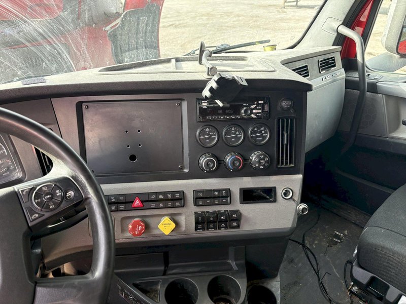 2020 Freightliner Cascadia 126 LC1675