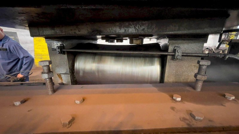 FARMER NORTON No. 4V-2M TWO ROLL STRAIGHTENING MACHINE