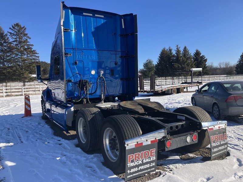 2019 International LT625 Sleeper Truck - 444832