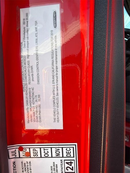 2019 FREIGHTLINER CASCADIA 126 3AKJHHDR1KSKH5519