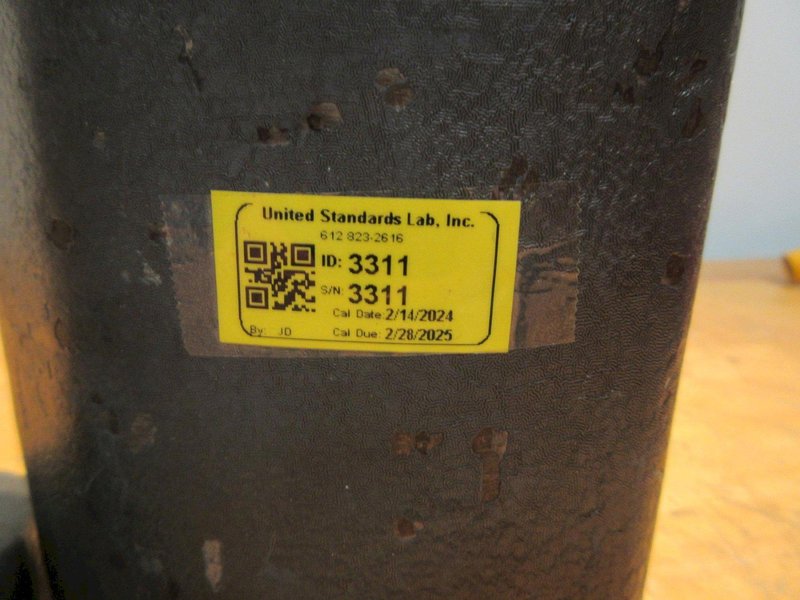 Cadillac Pla-Chek &amp; HG6 Height Stands 1 W/ 6" Riser- Auction Item
