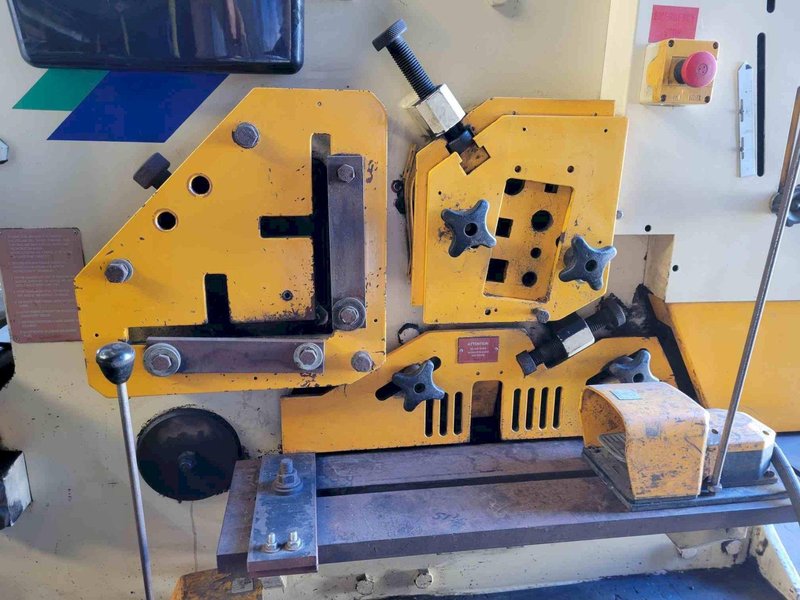 121 Ton Geka Hydracrop  110 Ironworker- Tooling Included