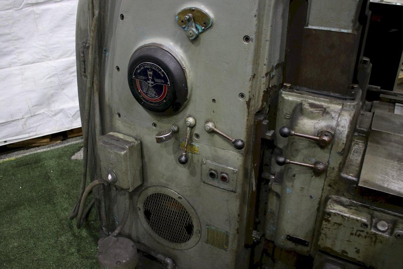 CINCINNATI #4 VERTICAL MILL: STOCK #71448