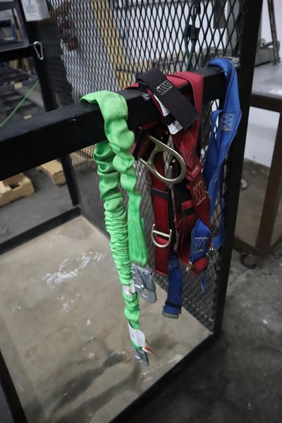 Man-Lift Cage for Forklift with Straps- Auction Item