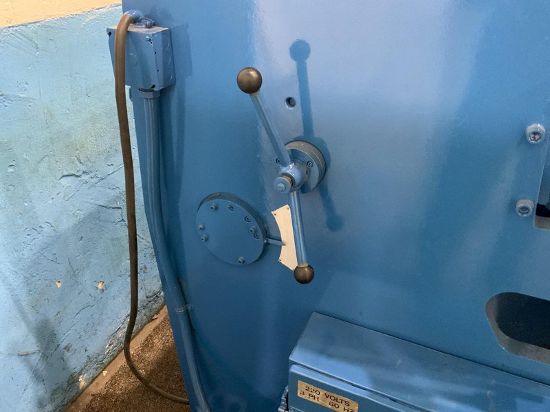 10' x 1/4" SUMMIT HYDRAULIC SQUARING SHEAR: STOCK #78851