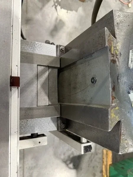 BRIDGEPORT 2 Axis CNC ACU-RITE MILLPWR Vertical Milling Machine #7545