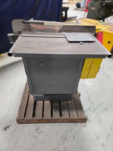 POWERMATIC MODEL 66 TABLE SAW USED