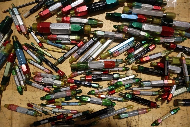 Thread Gages and Gage Holders- Auction Item