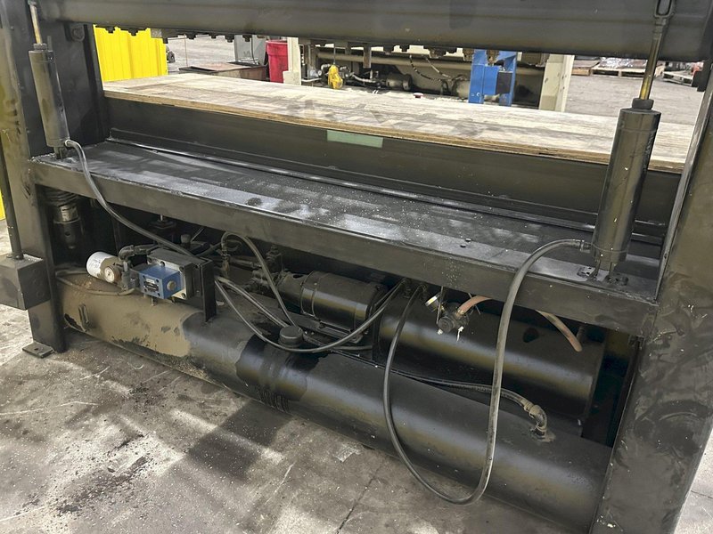 8 SPINDLE X 24&quot; X 86&quot; CEMCO MULTI-HEAD GANG DRILL &amp; BORING MACHINE: STOCK #22927