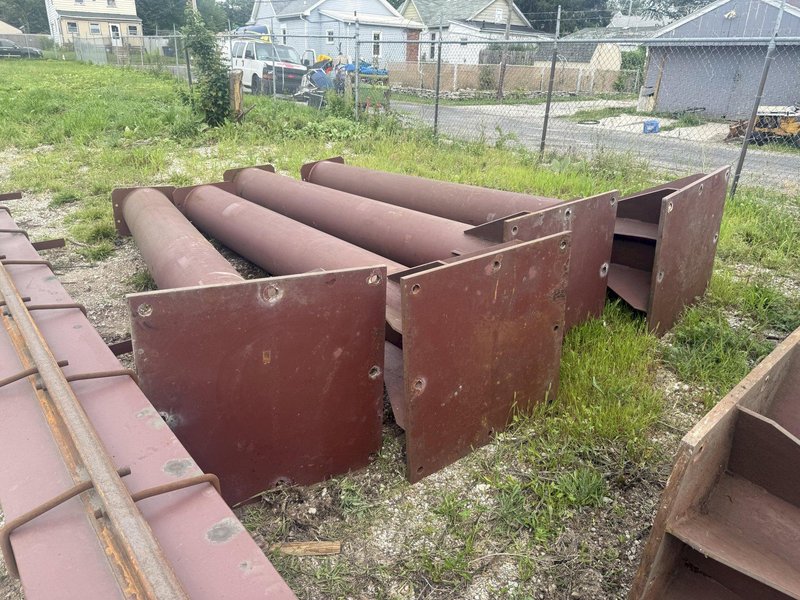 10 TON x 360 FT LONG FREE-STANDING CRANE RUNWAY SYSTEM: RAIL, I-BEAMS, AND UPRIGHTS: YOBRO 25872