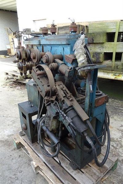 Dreistern - For making bicycle wheels