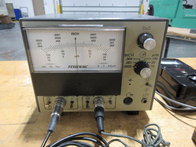 Federal Model EAS 3031 W11 Surface Roughness Tester with Probes, Webber Model 386 Guage Block Thermometer, and Other Guages- Auction Item