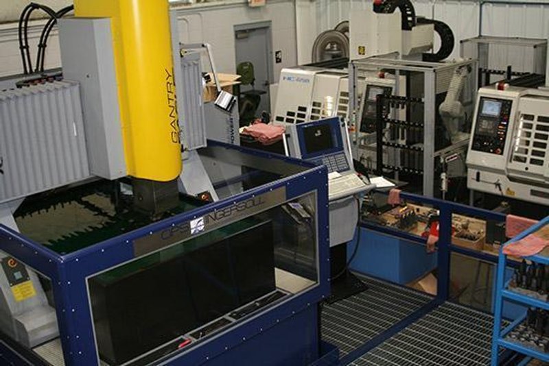 ROKU ROKU MODEL HC-658 GRAPHITE MACHINING CENTER