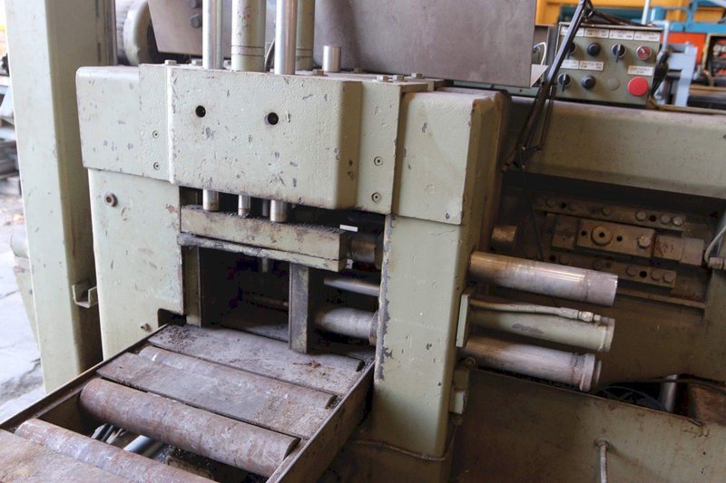 12" X 12" HYDMECH MODEL #H12A HORIZONTAL BANDSAW: STOCK #69240