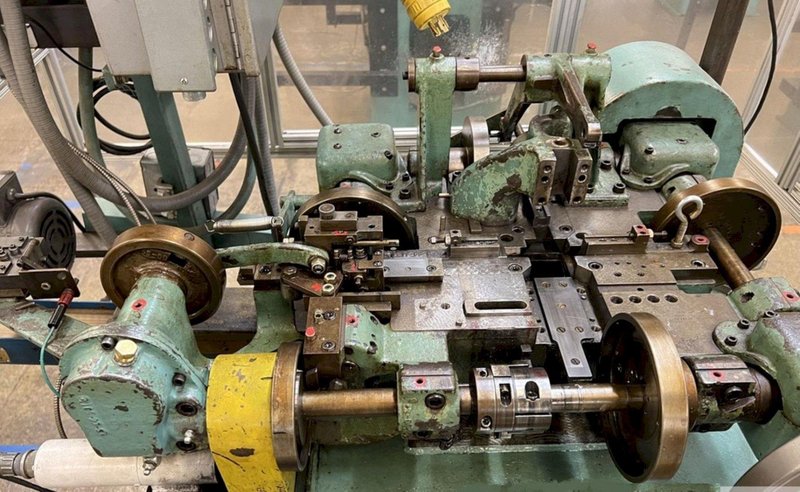 Nilson Model #S-00 4-Slide Wire Forming Machine