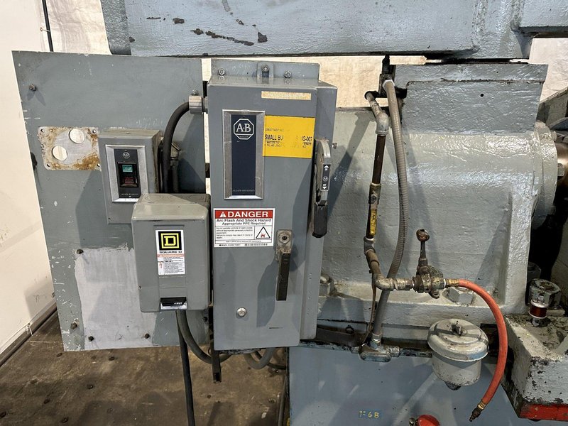 300 TON BULLDOZER HORIZONTAL HYDRAULIC PRESS. STOCK # 0734222