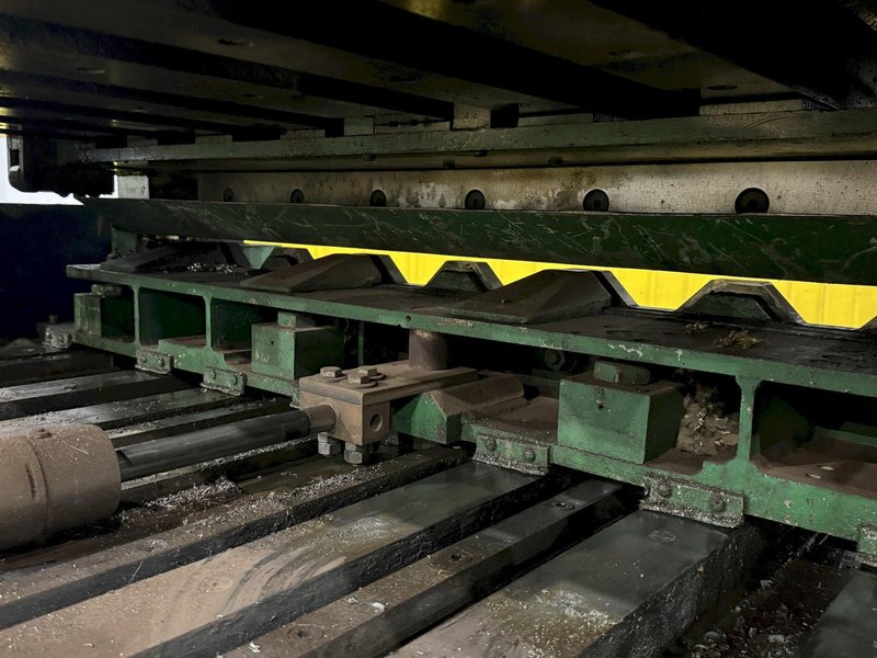 100 TON X 64" WIDE STAMCO MODEL #810-64 CUTOFF PRESS, WITH AIR CLUTCH: YOBRO #24793