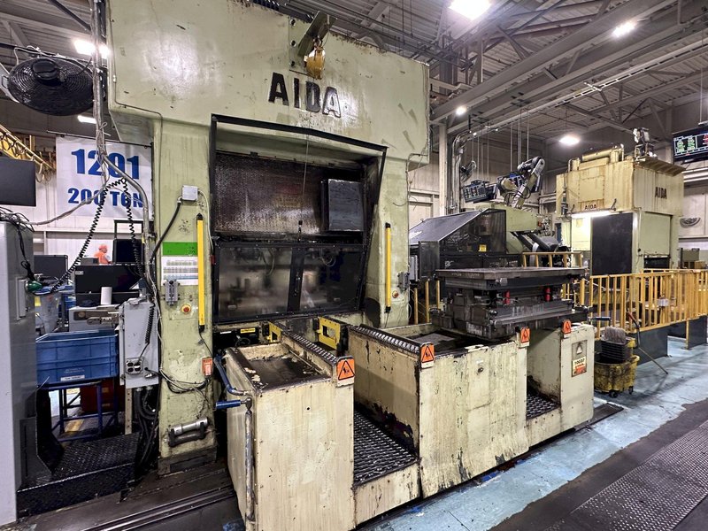 220 TON AIDA #PMX-L2-200H SSDC PRESS LINE, COMPLETE WITH CWP SPACE SAVER COIL FEED LINE: STOCK #22213